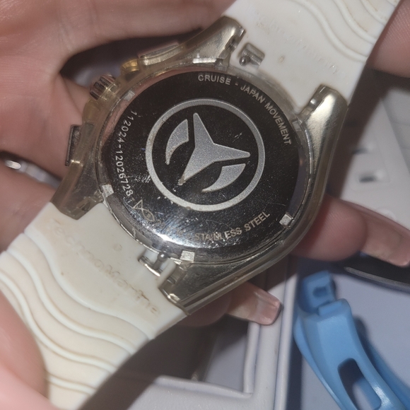 Technomarine 112024 Cruise Pink Blue White Silicon - Picture 6 of 11